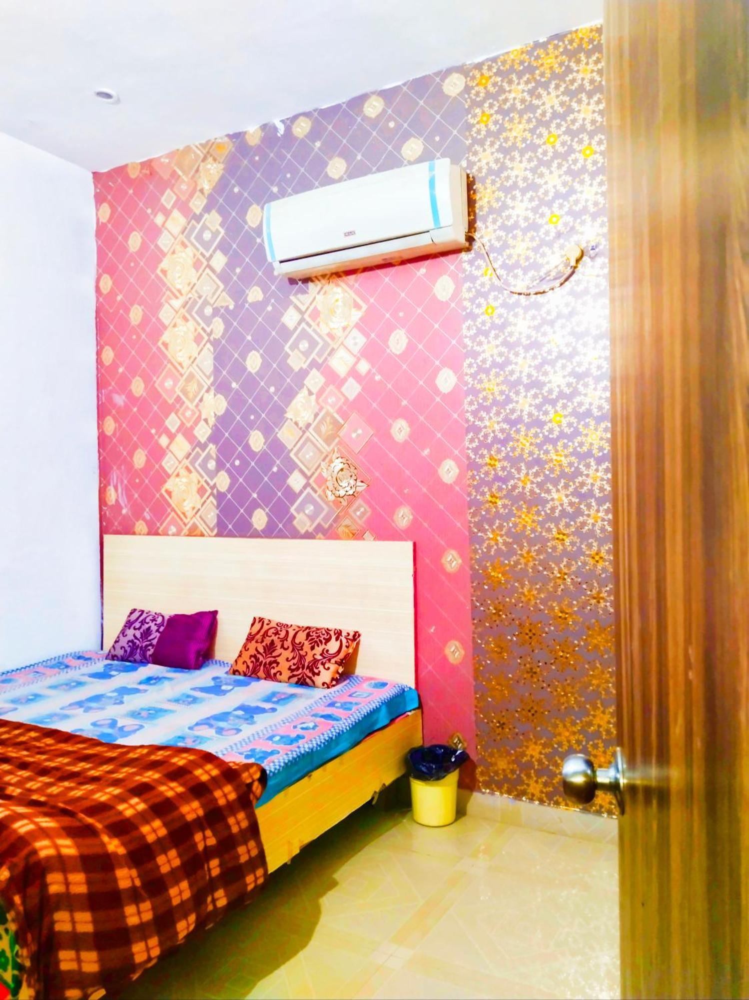 Balaji Homestay Mathura In Vrindavan Zewnętrze zdjęcie